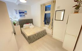One Bedroom Flat Miles